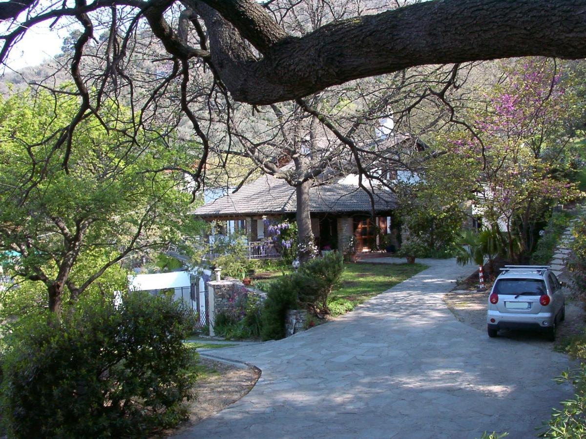 Casa Gialla 因佩里亚 外观 照片